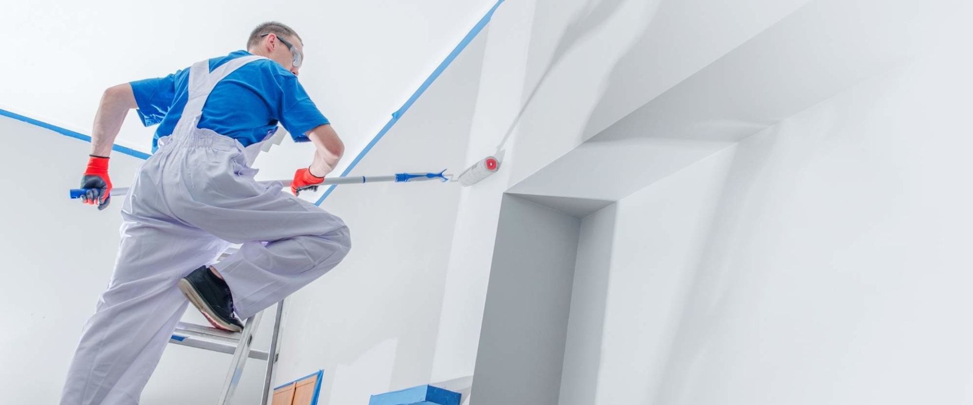 How many square feet can a painter paint per hour?